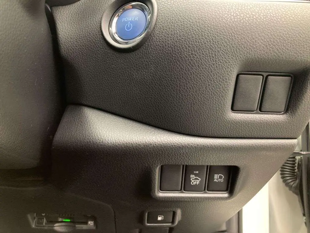 C-HR 2019 G Mode Bruno ZYX10-2168640 (7).webp