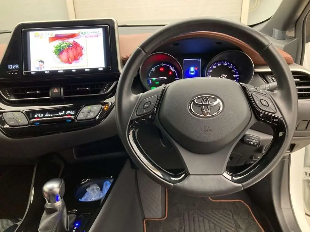 C-HR 2019 G Mode Bruno ZYX10-2168640 (6).webp