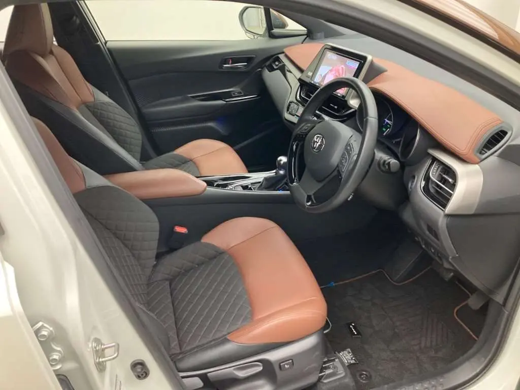 C-HR 2019 G Mode Bruno ZYX10-2168640 (5).webp