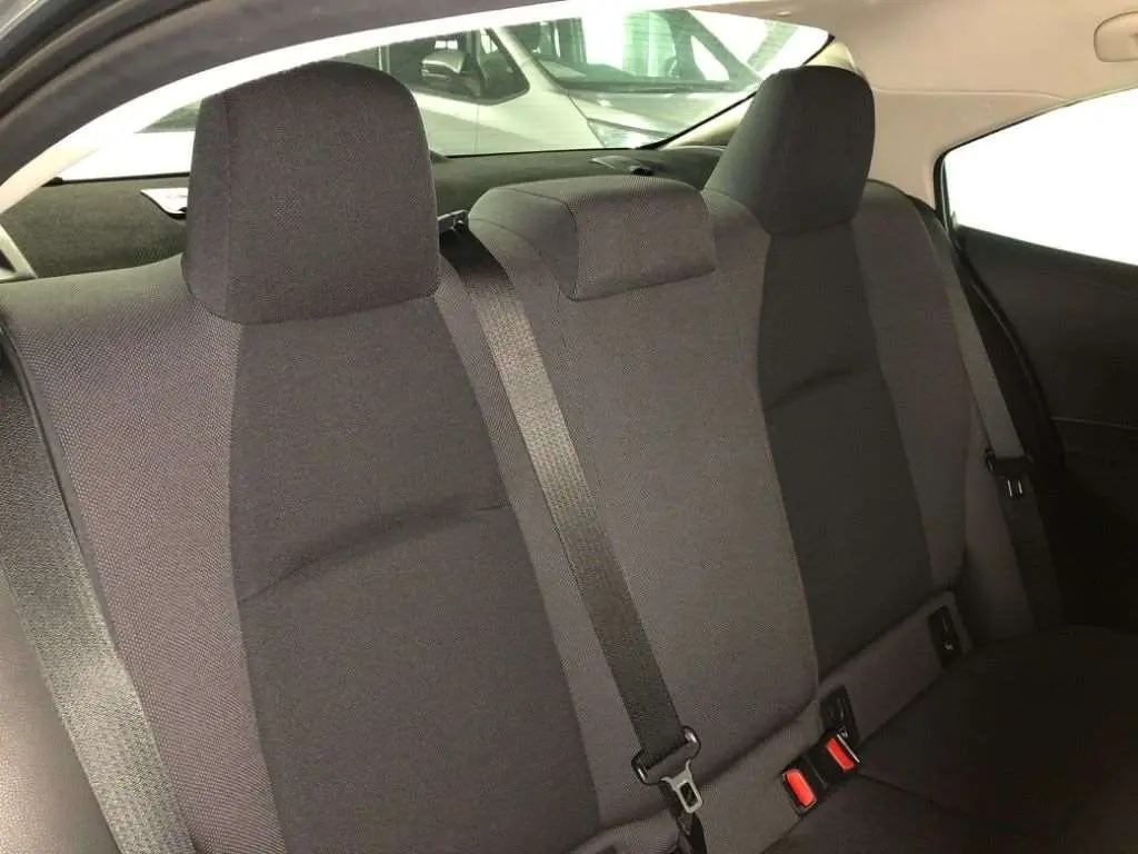 Corolla 2019 S Sky Blue ZWE211-6007698 (8).webp