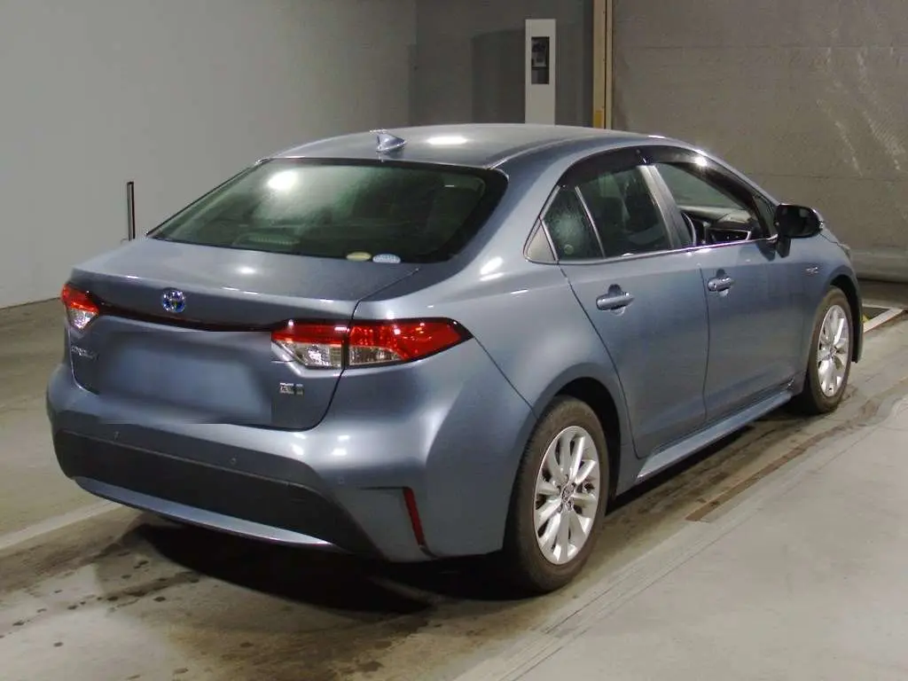Corolla 2019 S Sky Blue ZWE211-6007698 (3).webp