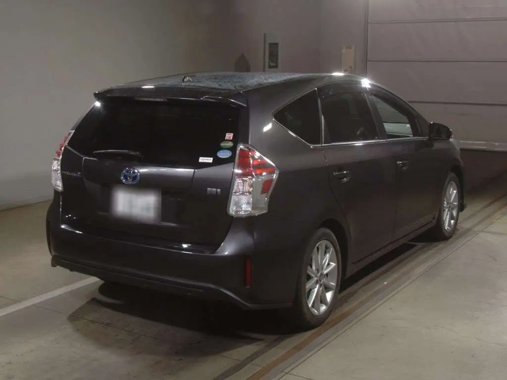 Prius Alpha 2020 S Touring Grey Metallic ZVW40-0037670 (3).webp