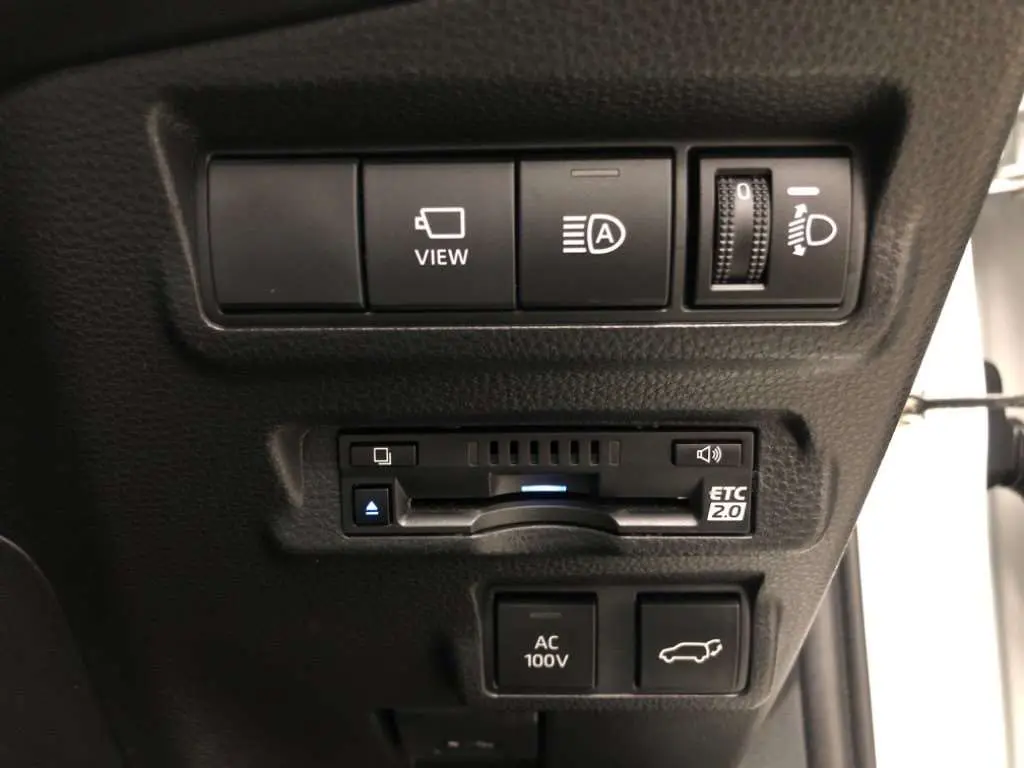 Corolla Cross 2021 Z Pearl ZVG11-1002547 (7).webp