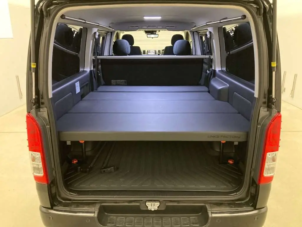 Hiace 2020 Super GL Black TRH200-0322248 (9).webp