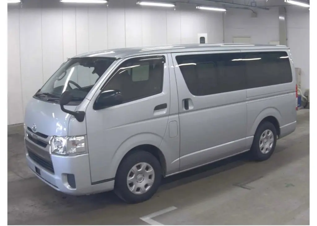 Hiace 2020 GL (HS DA) Silver TRH200-5043618 (2).webp