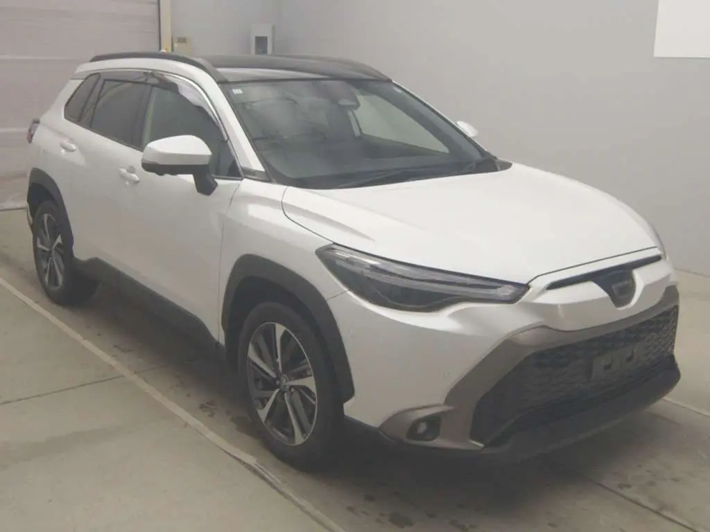 Corolla Cross 2023 Z Pearl NS ZVG13-1002849 (1).webp
