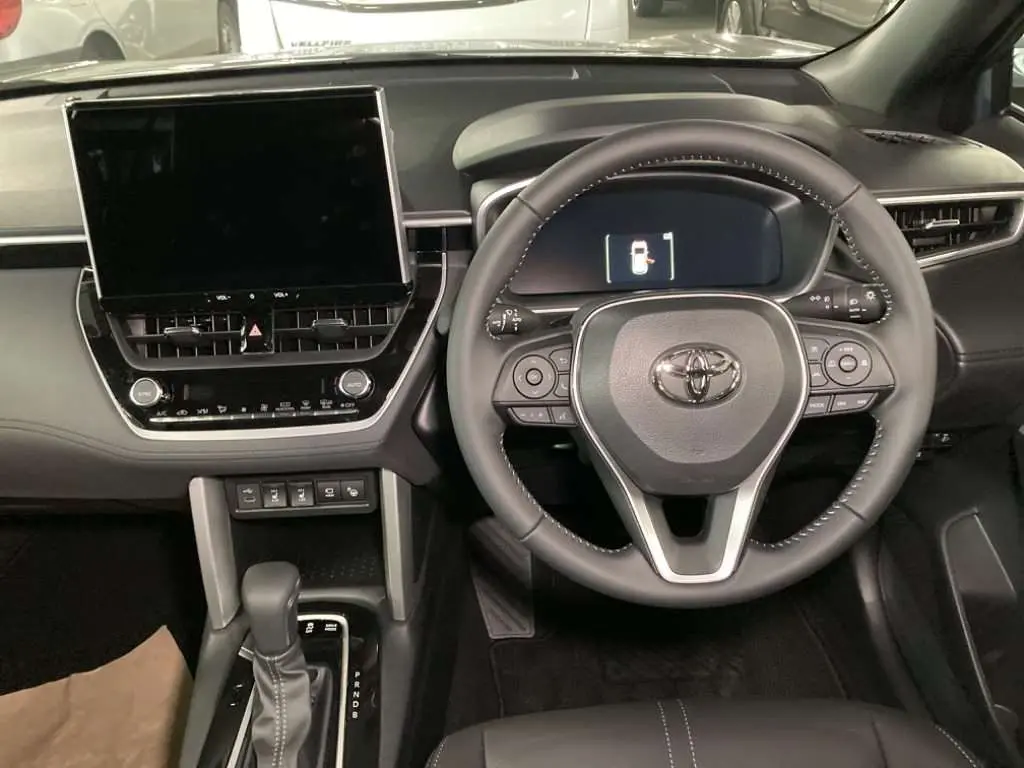 Corolla Cross 2025 Z Massive Grey ZVG13-1071442 (6).webp