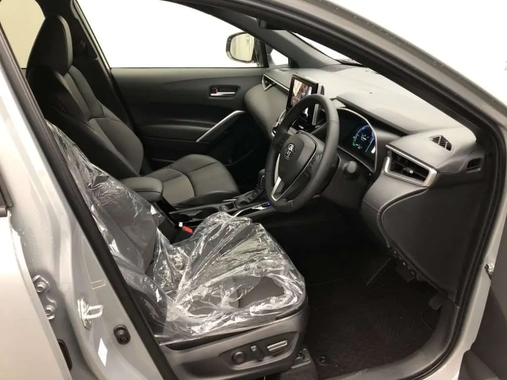 Corolla Cross 2025 Z Nardo Grey ZVG13-1070518 (5).webp